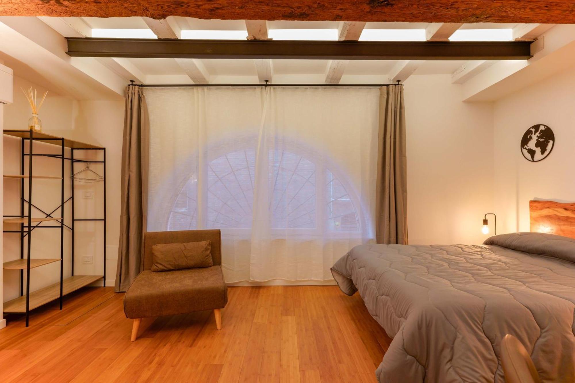 Sette Chiese Apartments Болоня Екстериор снимка