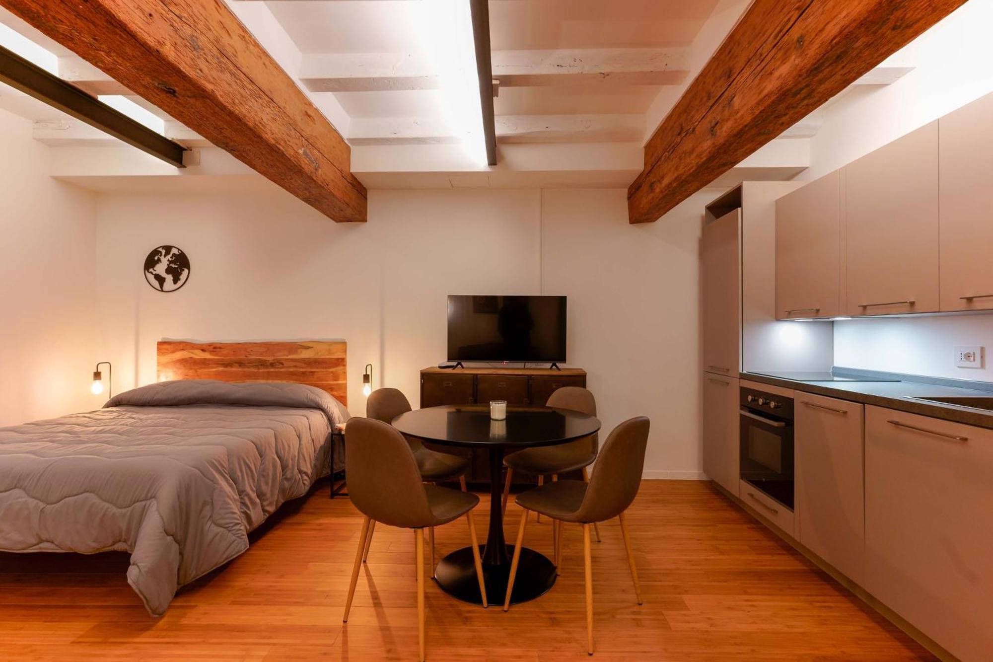 Sette Chiese Apartments Болоня Екстериор снимка