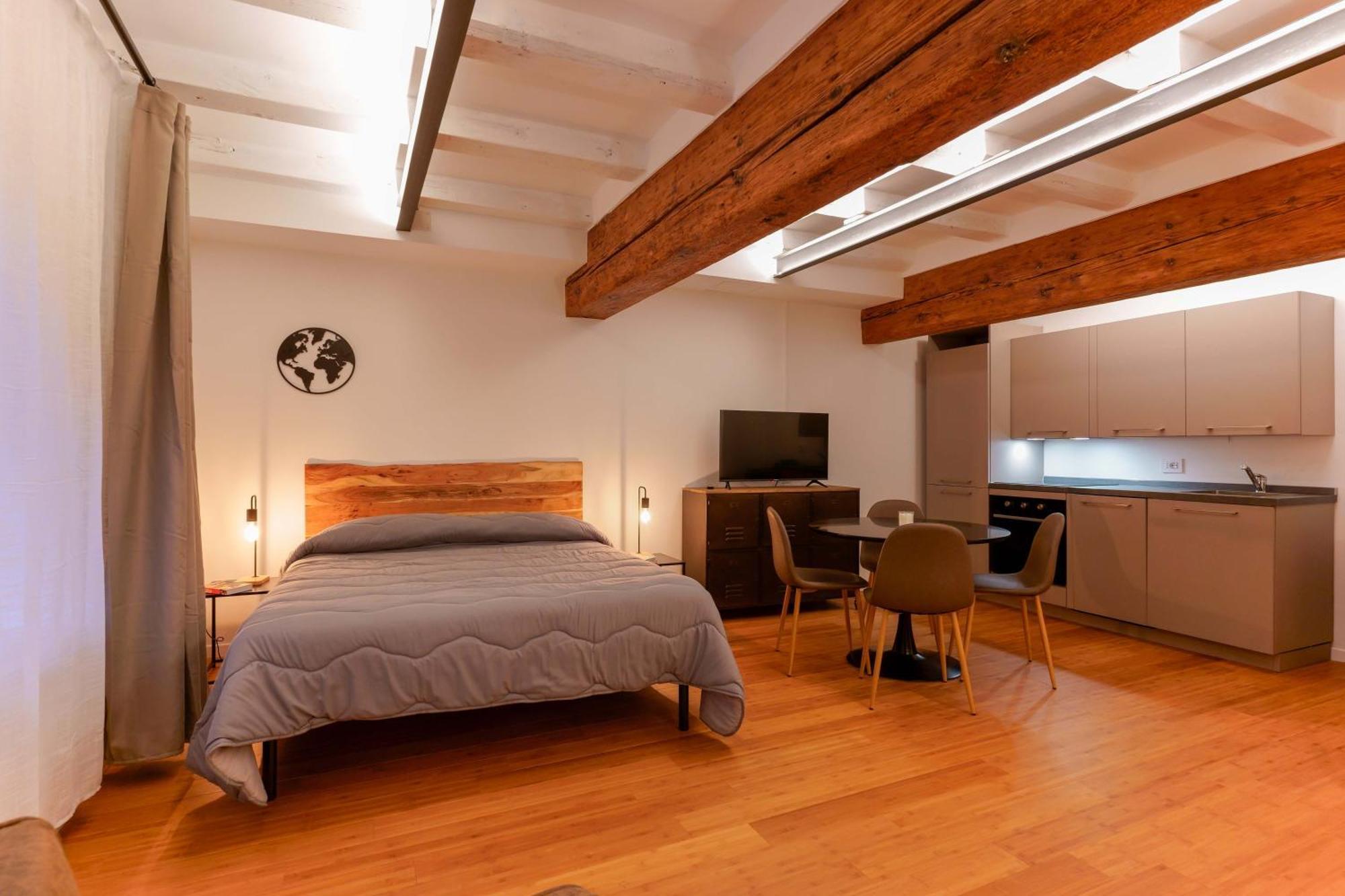 Sette Chiese Apartments Болоня Екстериор снимка