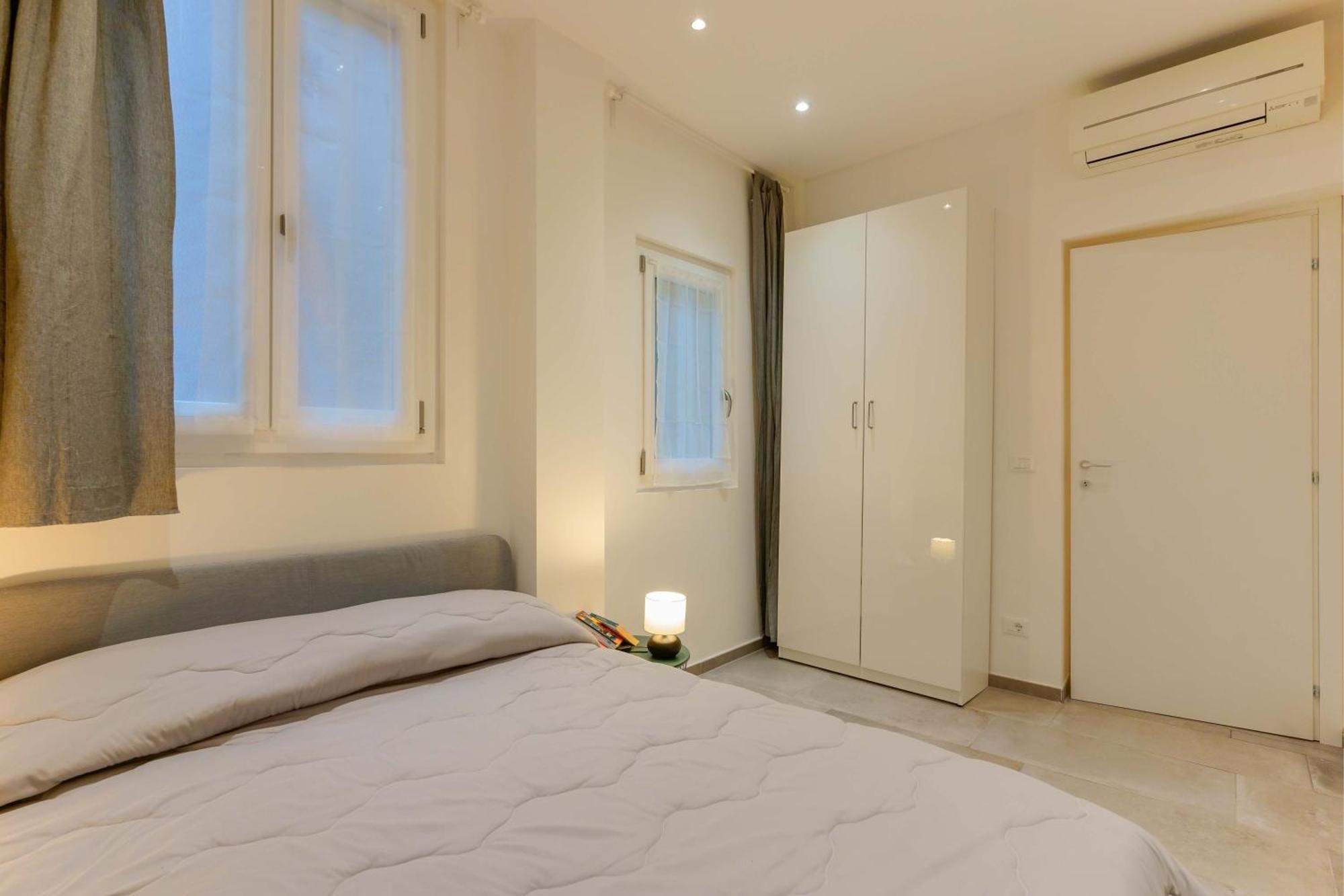 Sette Chiese Apartments Болоня Екстериор снимка