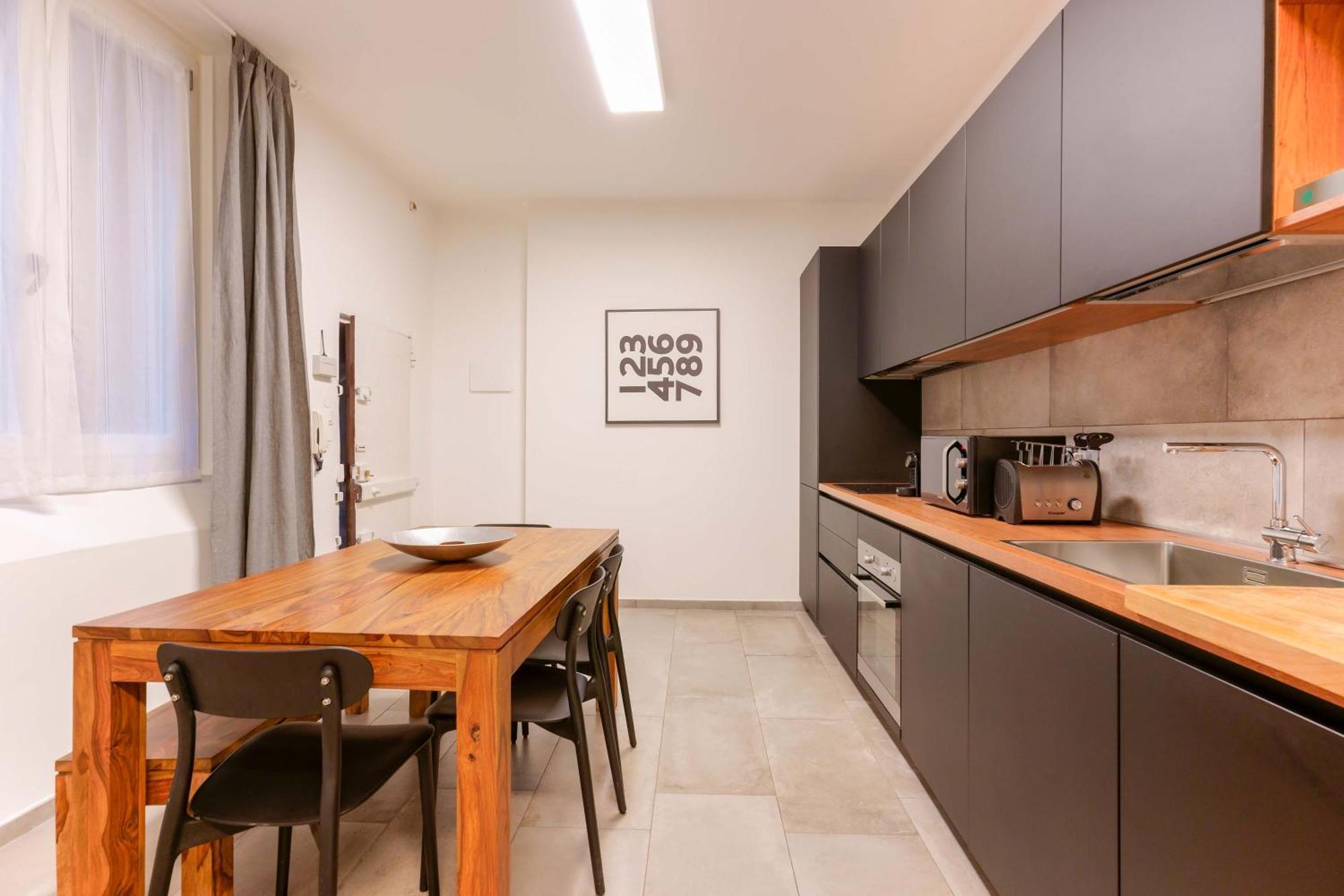 Sette Chiese Apartments Болоня Екстериор снимка